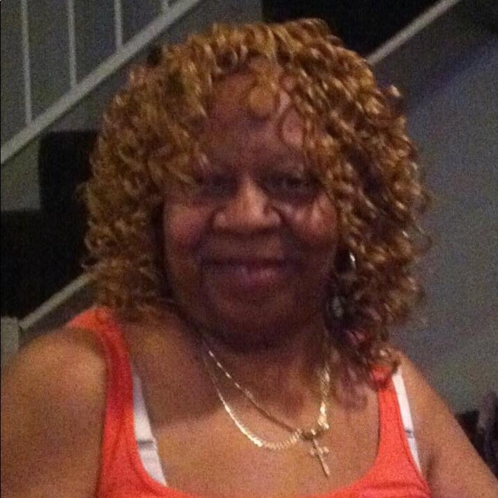 Meet your Posher, Edna